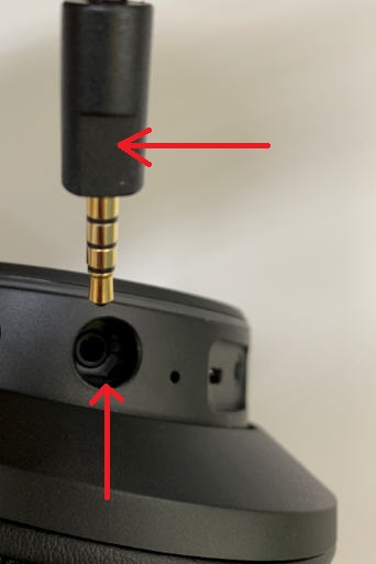 sxfi_air_c_insert_mic1.jpg